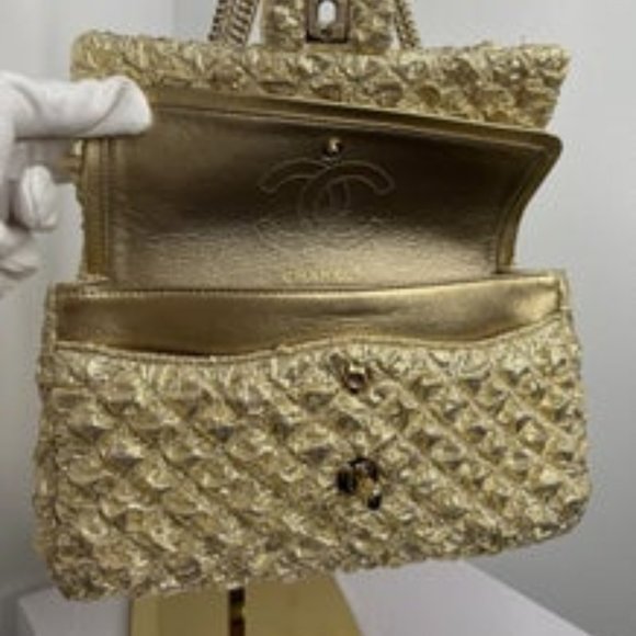 Limited Edition Circa 2008 Cruise Gold Lame 2.55 Dbl - Picture 2 of 5